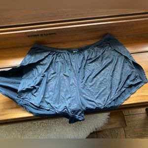 VS BOOTY SHORTS with slits XS